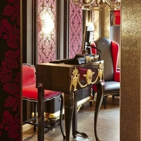 Humboldt1 Palais-hotel & Bar