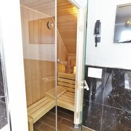 Hotel Humboldt1 Palais-hotel & Bar 4*